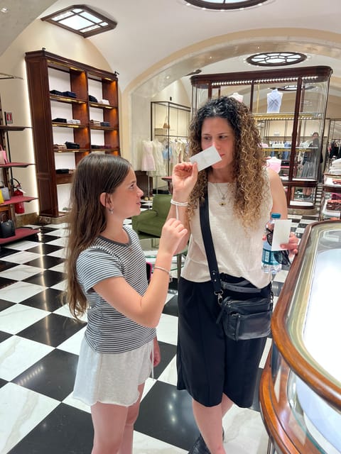 Milan: Exclusive Private Fashion Tour - Finishing on Via della Spiga and the Golden Quadrilateral