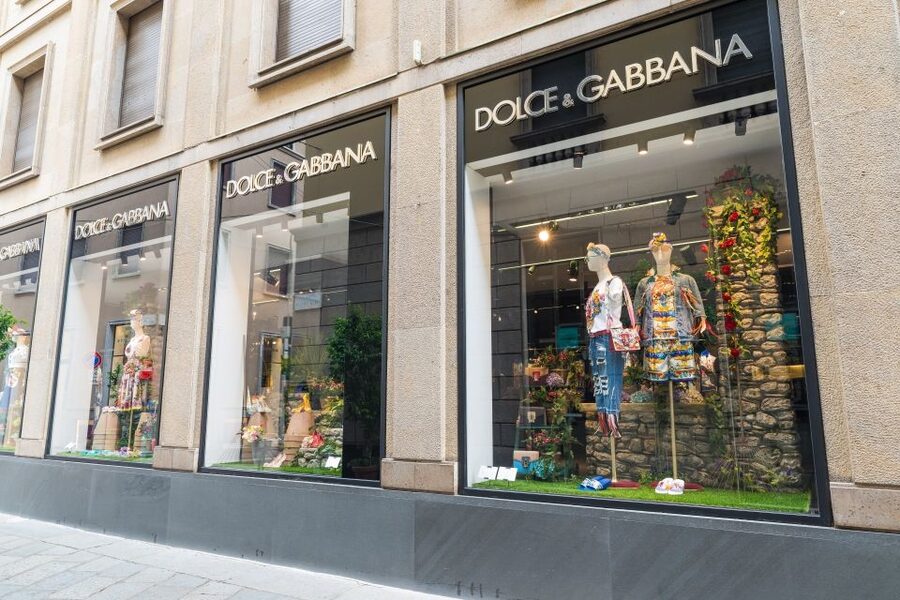 Milan Fashion, Art and Design Private Walking Tour - Meeting point, pickup, and timing tips