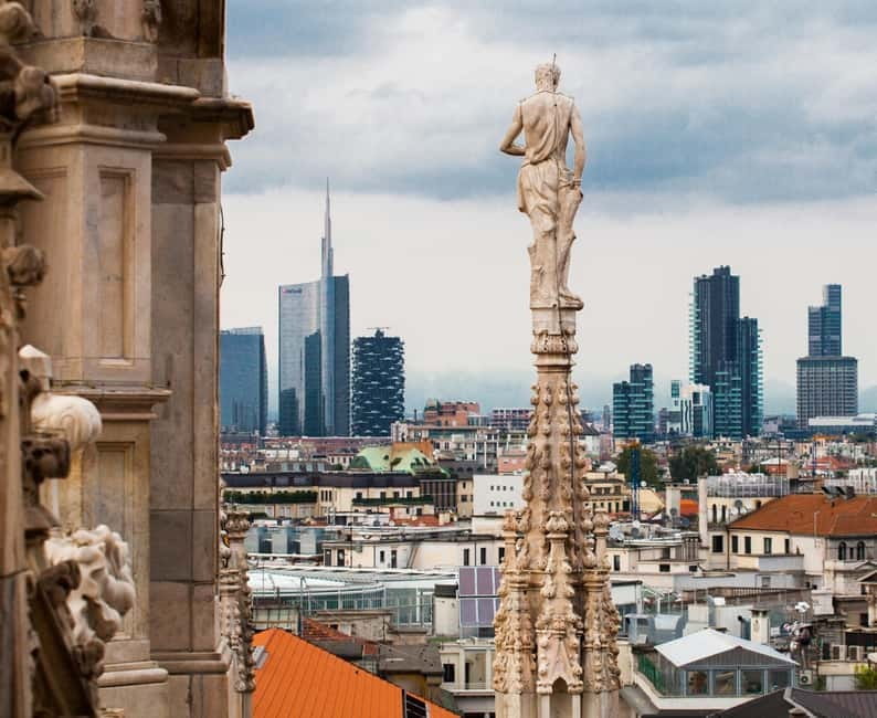 Milan: Fast Track Cathedral and Duomo Rooftop Guided Tour - Why fast-track entry matters at Milan’s cathedral