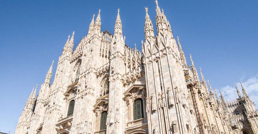 Milan: Fast-Track Milan Cathedral and Terraces Guided Tour - Key points at a glance