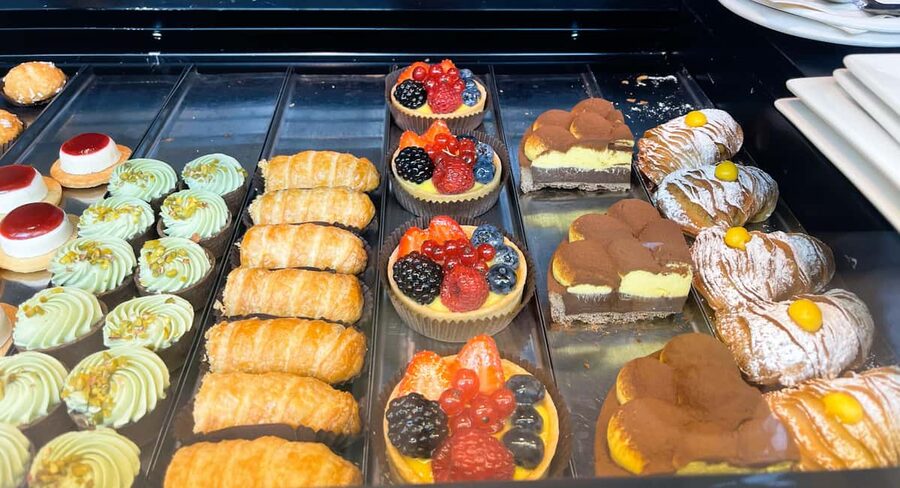 Milan: Food Tour with Pasta, Pizza, Cannoli, and Tiramisu! - Is $109.89 a fair price?