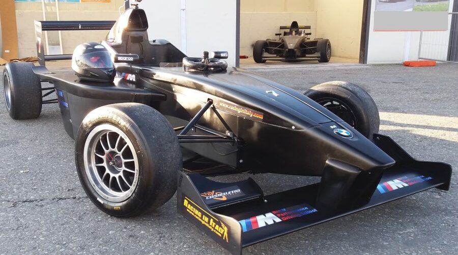 Milan: Formula BMW & Ferrari Race Course Driving Experience - Fifteen laps in the Formula BMW FB02