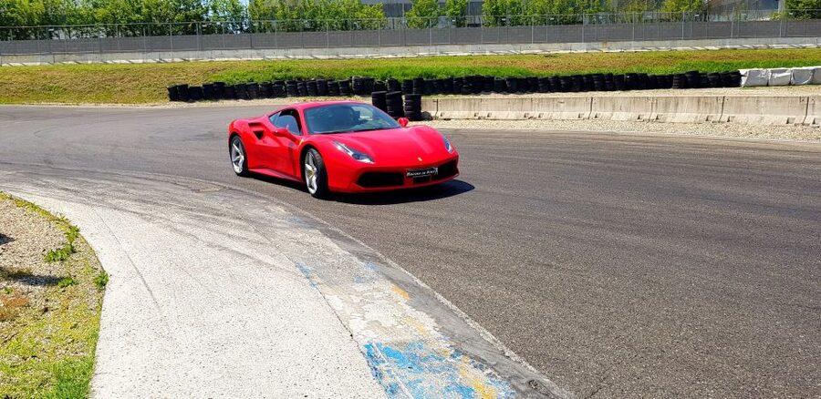 Milan: Formula BMW & Ferrari Race Course Driving Experience - Coaching that goes beyond simply driving fast