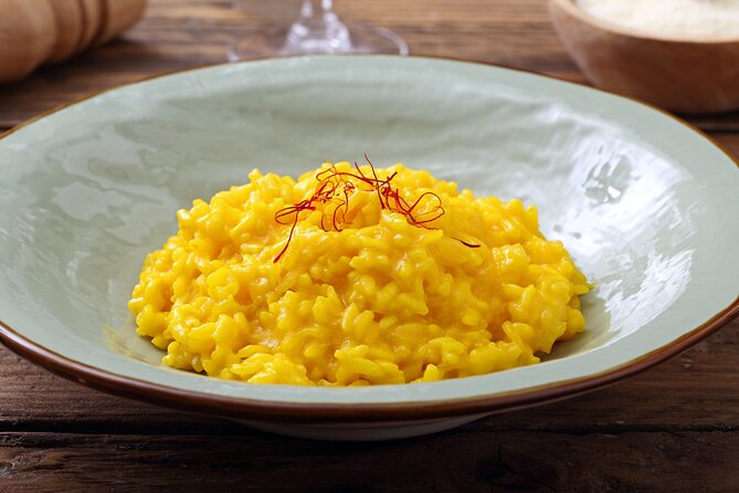 Milan Gourmet Tour: A Premium Tasting Experience by Do Eat Better - A sweet finish on Via della Moscova