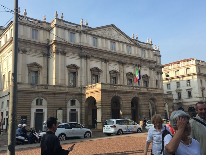 Milan: Guided Duomo, Last Supper and City Centre Tour - Entering the Duomo after Piazza del Duomo