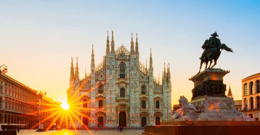 Milan: Guided Walking Tour with Duomo and the Last Supper - The Duomo, where Milan goes big