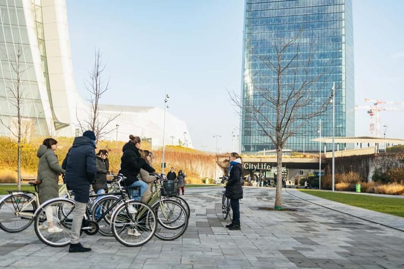 Milan: Hidden Gems Guided Bike Tour - The café pause and a little local time