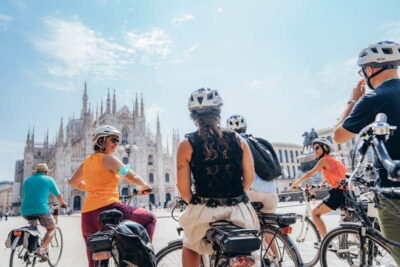 Highlights and Hidden Gems E-Bike Tour