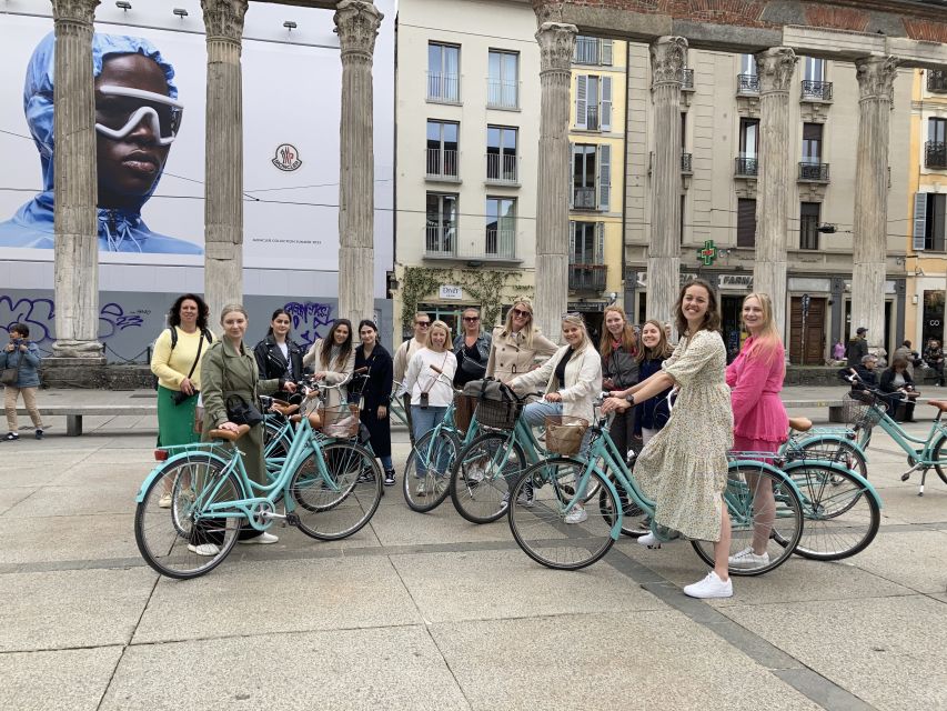 Milan: Highlights and Hidden Gems Guided Bike Tour - Why a bicycle is a smart way to see Milan