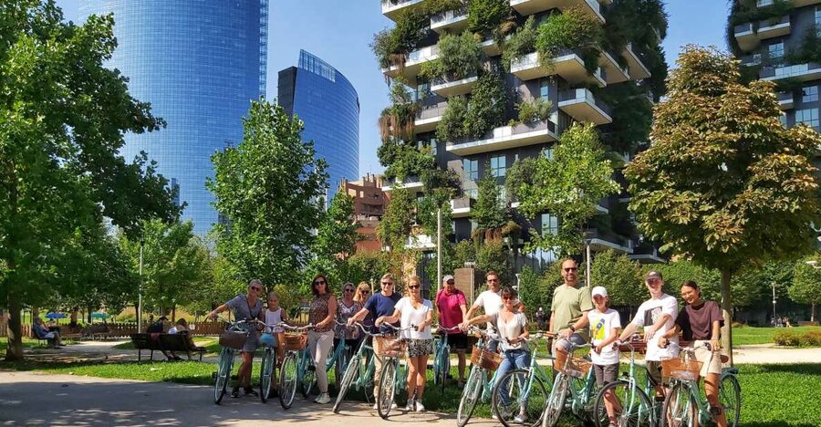 Milan: Highlights and Hidden Gems Guided Bike Tour - La Scala and Milan’s cultural side