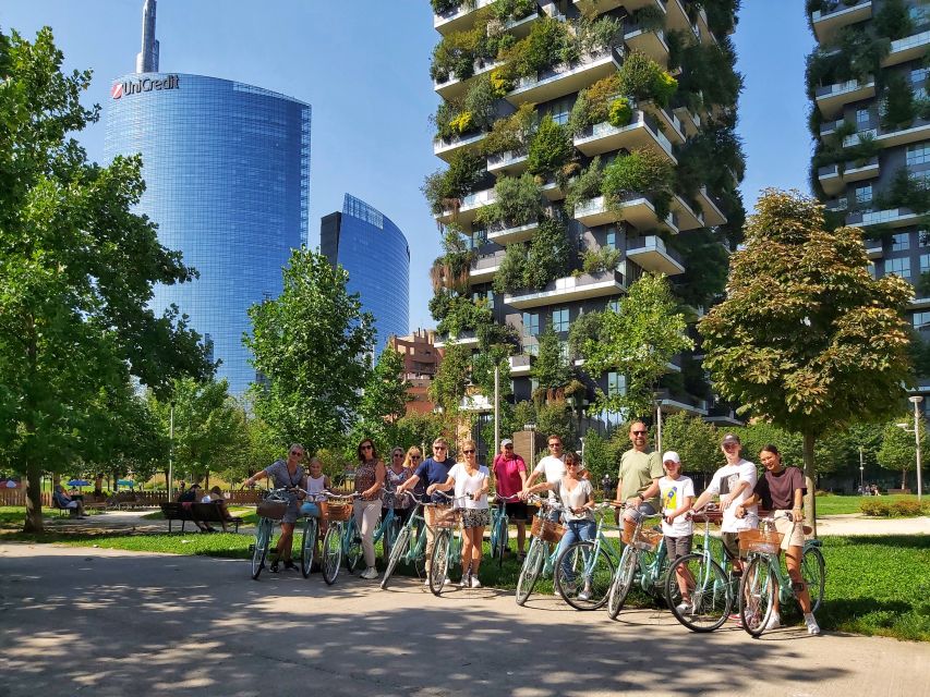 Milan: Highlights and Hidden Gems Guided Bike Tour - The Duomo, Palazzo Reale, and Galleria Vittorio Emanuele II