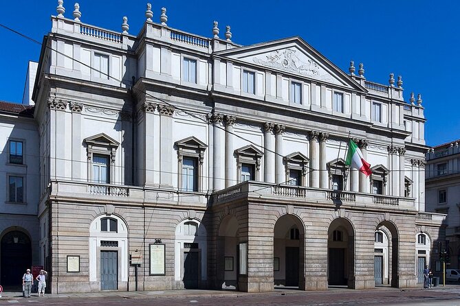 Milan Highlights semi-Private Walking Tour - The Galleria Vittorio Emanuele II