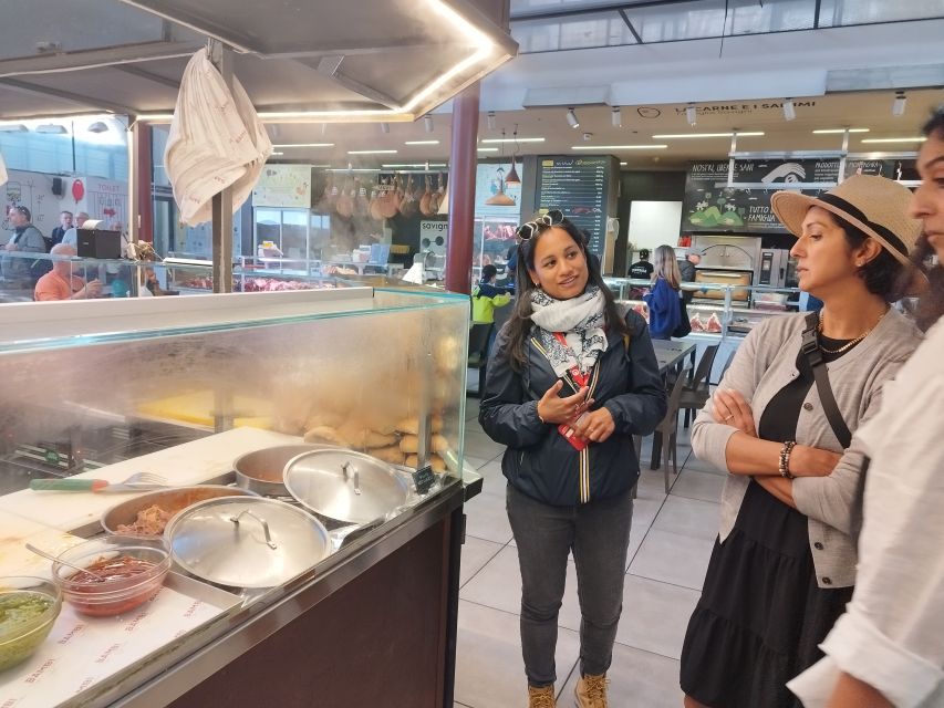 Milan: History & Street Food Tour with Wine Tasting - The Bakery Stop and Milanese Street Food