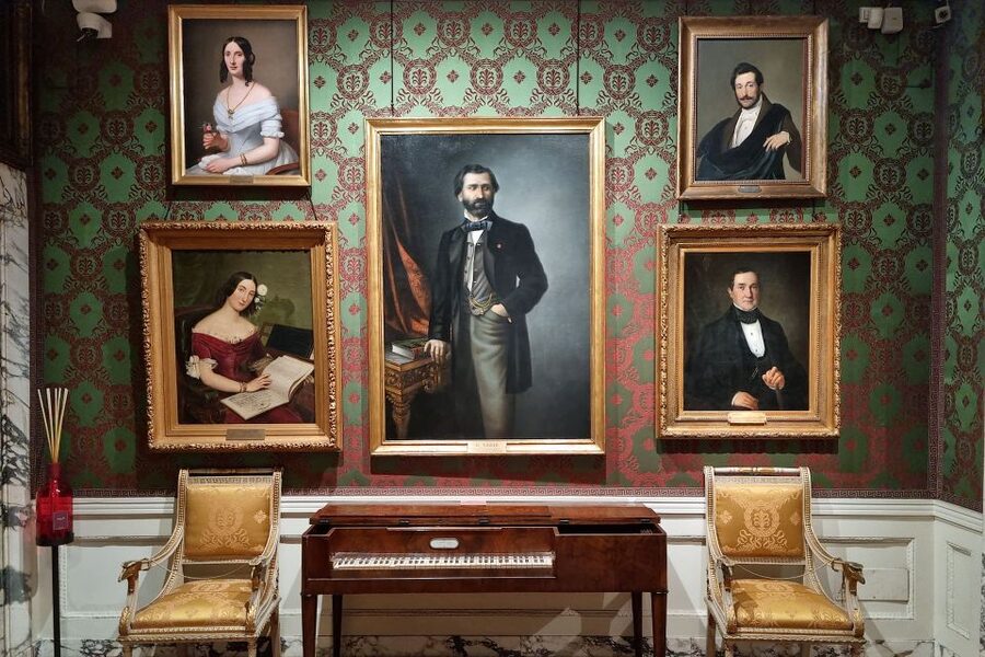 Milan: La Scala Theater and Museum Tour with Entry Tickets - How the one-hour format works for your day