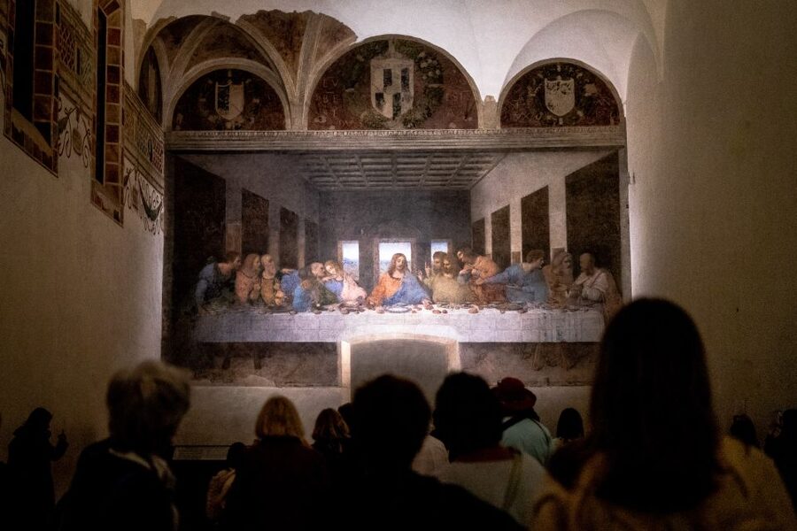 Milan: Last Supper Entrance Ticket and Guided Tour - Entering the Cenacolo with skip-the-line admission