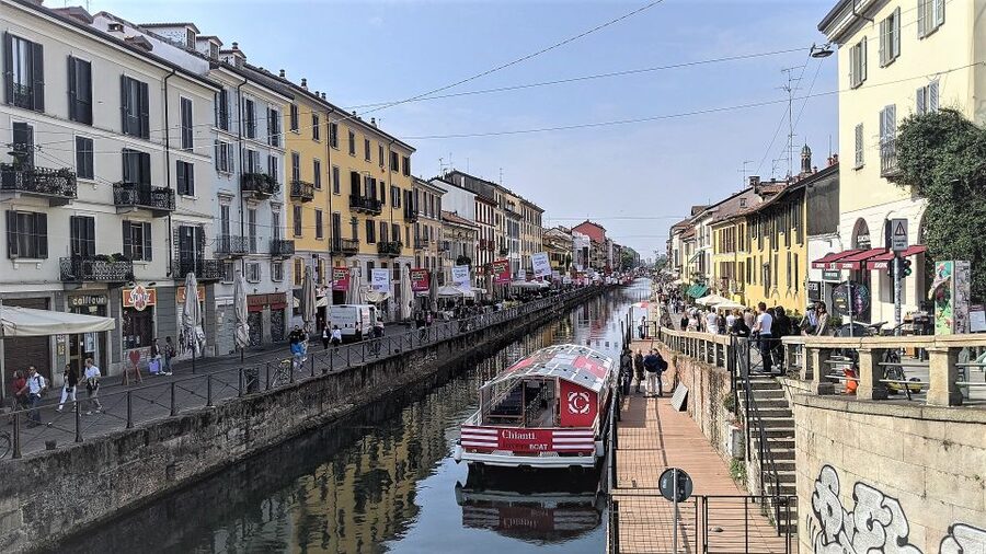 Milan: Navigli Canal Boat Cruise - Canottieri Milano Olona and Vicolo dei Lavandai