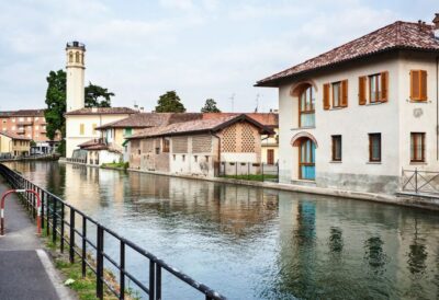 Navigli District Canal Boat Tour with Aperitivo