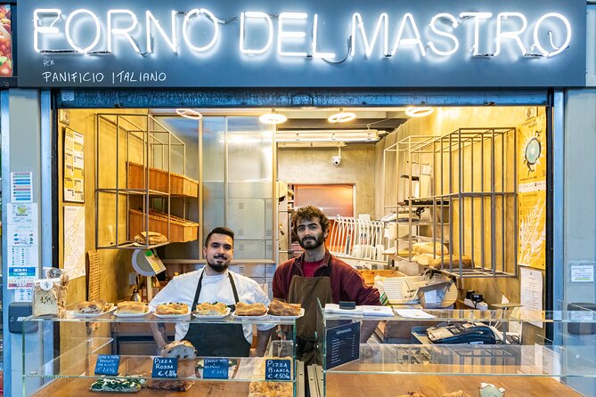 Milan: Navigli Food & Drinks Tour with Eating Europe - The guides shape the entire evening
