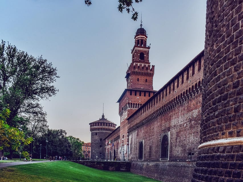 Milan: Night Tour by Bus - Key points to know before boarding