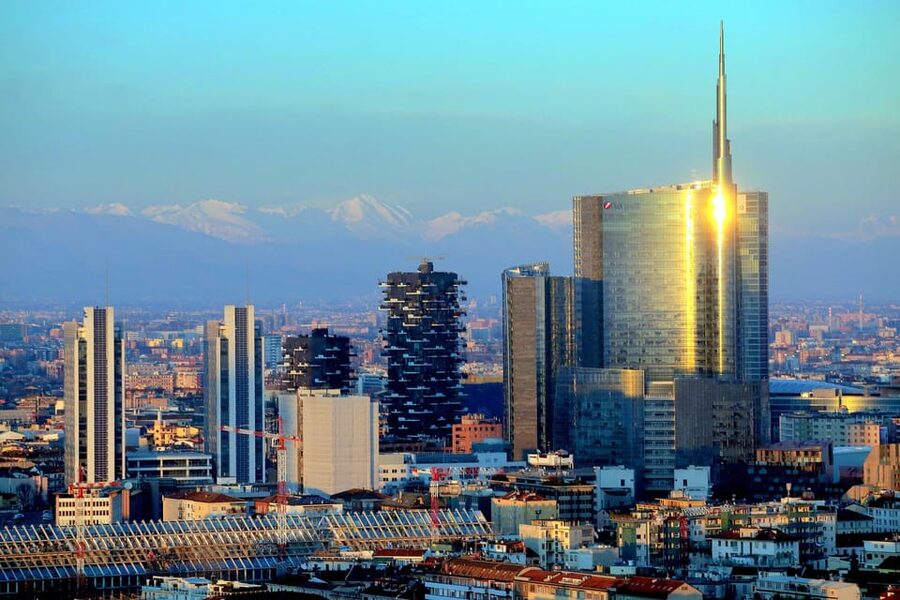 Milan: Night Tour by Bus - The audio guide and the practical comfort level