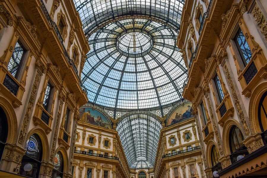 Milan: Night Tour by Bus - What $22 gets you