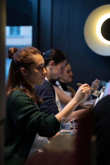 Milan: Paint 'n Sip Class - The social side of painting together