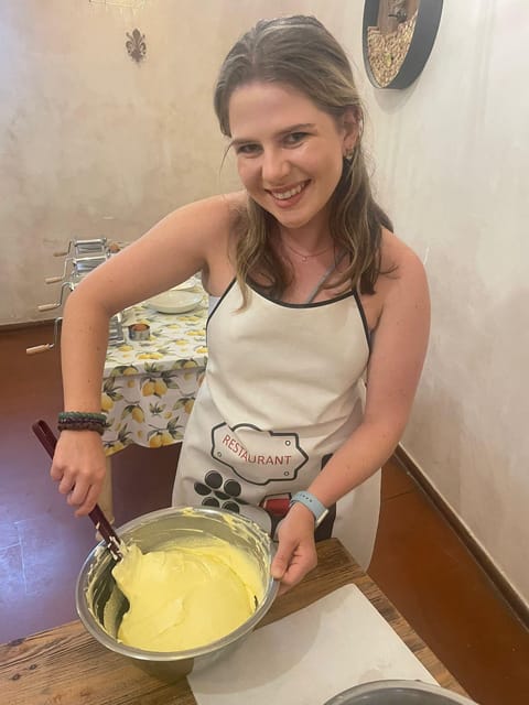 Milan: Pasta and Tiramisu Cooking Class with Wine - FAQ