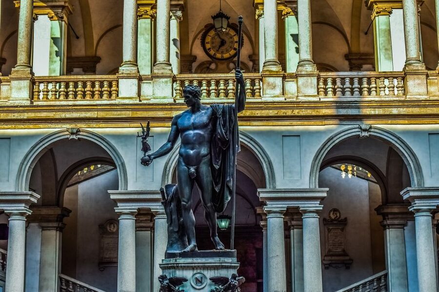 Milan: Pinacoteca Art Gallery and Brera District Guided Tour - From the gallery into Brera’s streets