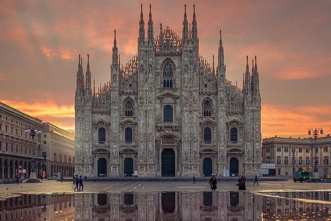 Milan Private 3-Hour Tour with Duomo, Food & Wine Tasting - The Duomo rooftop is the strongest part