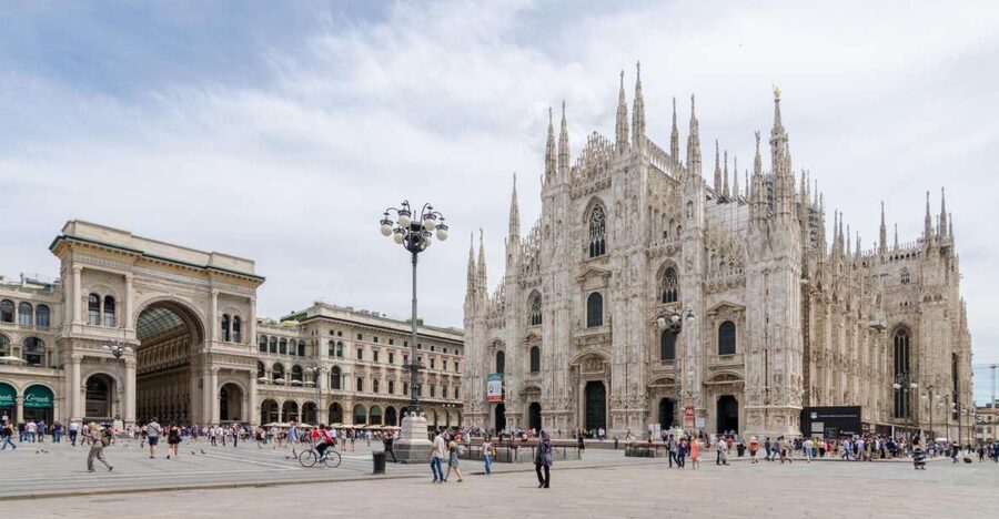 Milan: Private 4-Hour Walking Tour - Inside the Duomo, Milan’s essential first stop