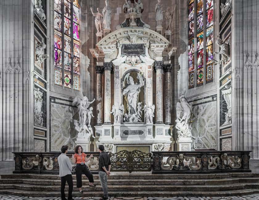 Milan: Private City Tour With Milan Cathedral & Terraces - Reaching the Duomo terraces
