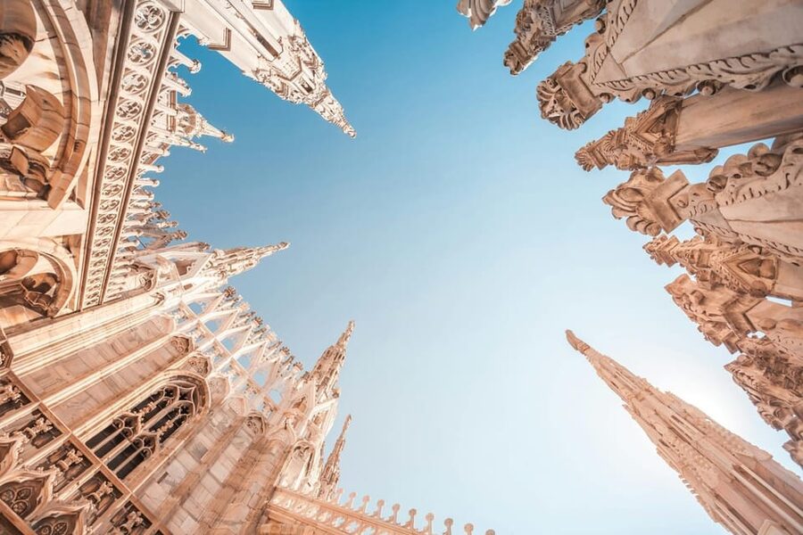 Milan: Private Duomo Cathedral and Roof Top Guided Tour - Skip-the-line entry and timing
