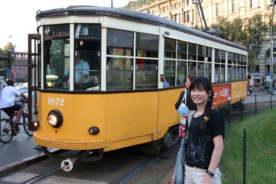 Milan: Private Sightseeing & Shopping Tour with a Local - Key points to know before booking