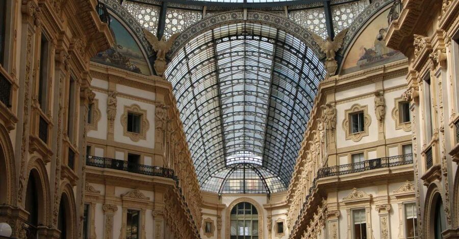 Milan: Private Sightseeing & Shopping Tour with a Local - Shopping with a personal guide
