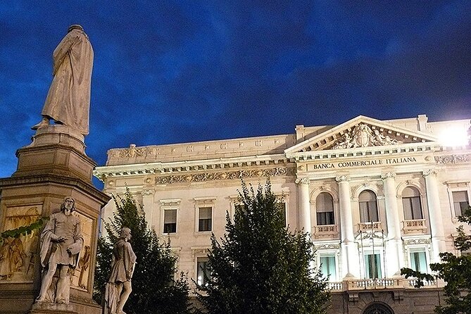 Milan Private Sightseeing Tour for Kids and Families with Local Guide - Timing, walking, and meeting details