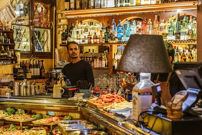 Milan Private Tour: Highlights & Hidden Gems with a Local - The best guides add stories, not just directions
