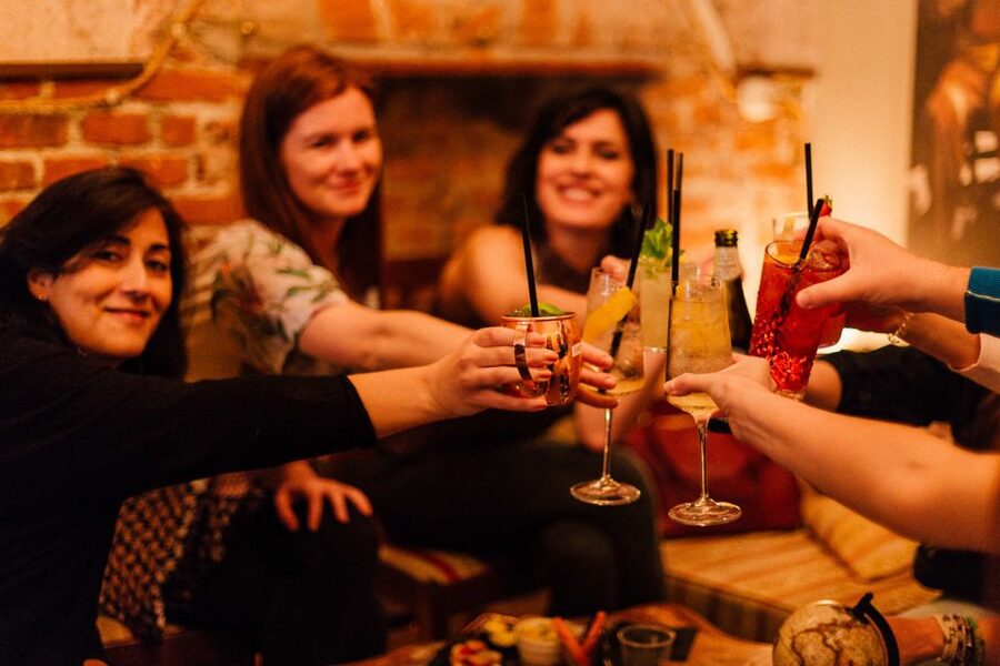 Milan: Private Tour with Drinks & Bites in Centro Storico - The right timing for your Milan visit