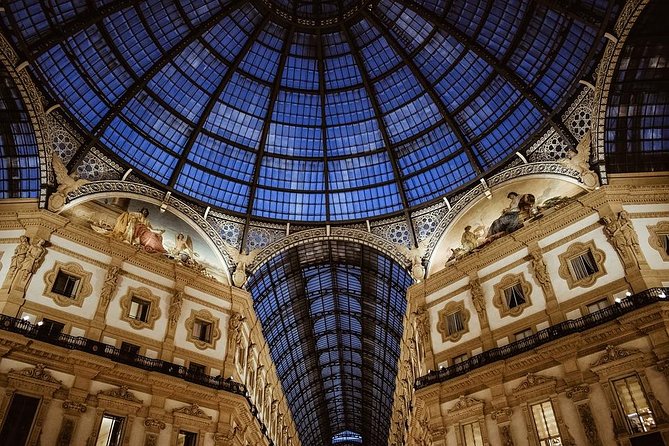 MILAN PRIVATE WALKING TOUR BY NIGHT: AMAZING MILAN - 2 h - Galleria Vittorio Emanuele II and Milan’s polished center