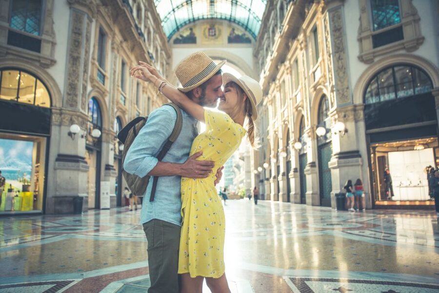 Milan: Romantic photoshoot for Couples - A polished Milan memory instead of another selfie