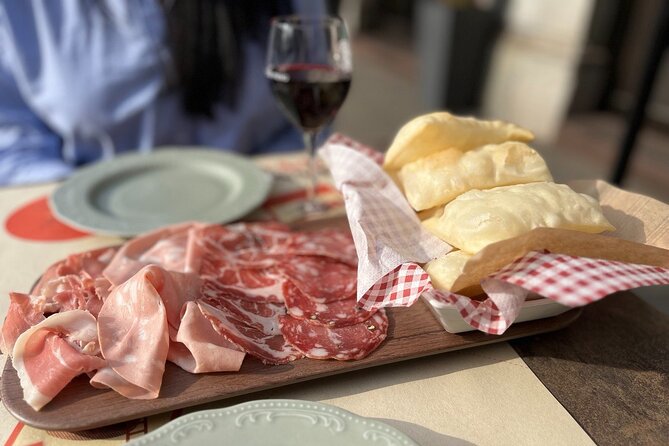 Milan's Authentic Street Food tour: A Gourmet Experience - What this Milan food walk is really about
