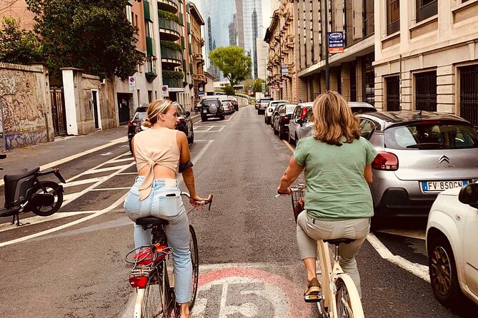 Milan's Hidden Gems: Unique Bike Tour (ENG, NL) - Piazza della Conciliazione and Milan’s polished residential side