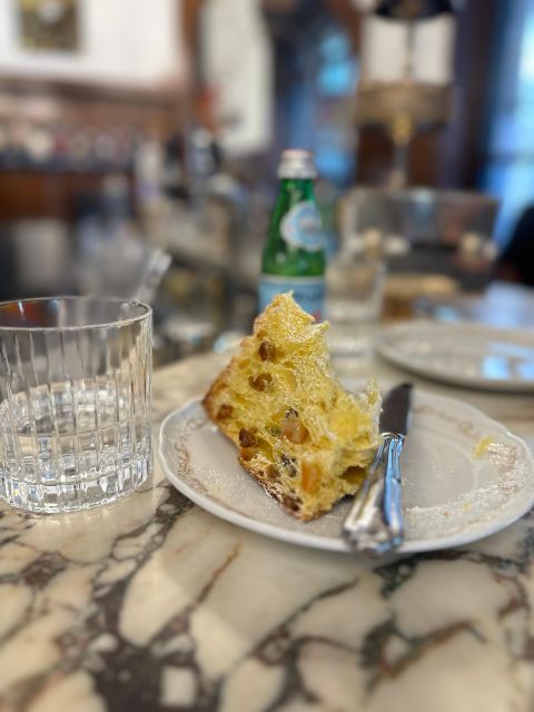 Milan's Panettone Tour - Starting near Fontana di San Francesco