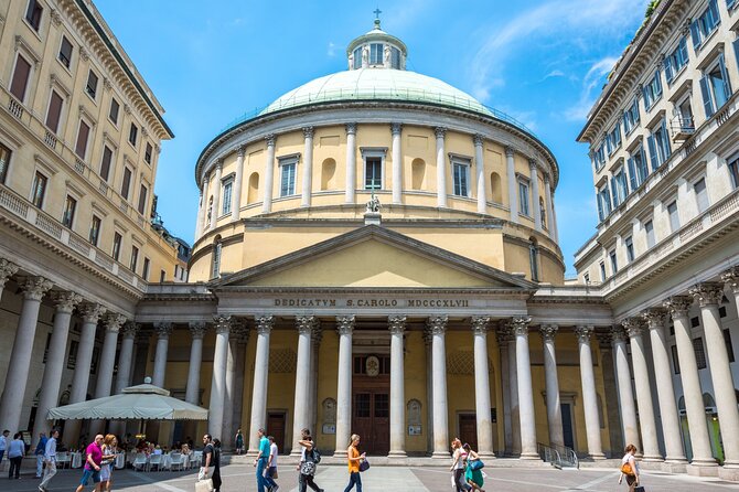 Milan Scavenger Hunt and Best Landmarks Self Guided Tour - Languages, phones, and practical planning