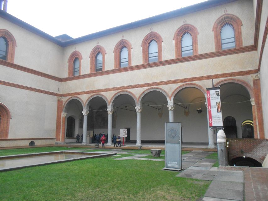 Milan: Sforza Castle & Leonardo Skip-the-Line Private Tour - What the private format adds