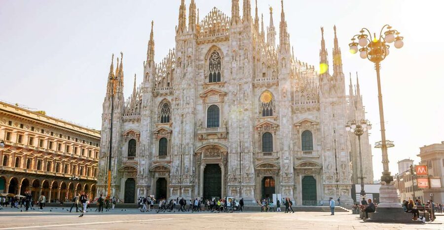 Milan: Skip-the-Line Duomo Guided Tour & Hop-on Hop-off Bus - Cancellation and booking flexibility