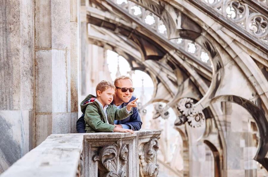 Milan Small Group: Duomo & Rooftop, Castle, Gelato Tasting - Galleria Vittorio Emanuele II and La Scala