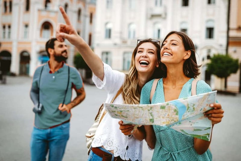 Milan: Small Group - Duomo & Rooftop, Wine & Food Tasting - Should you book this Duomo and wine tour?
