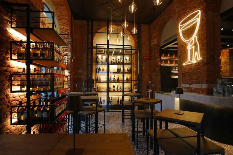 Milan: Small Group - Duomo & Rooftop, Wine & Food Tasting - Timing, walking, and possible itinerary changes