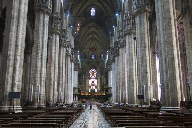 Milan Super Saver: Skip-the-line Duomo and Rooftop Tour - Why the Duomo rooftop is worth your Milan time