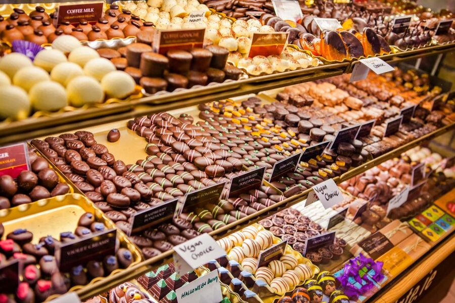 Milan: Sweet Delights Patisserie Tour - Cordusio and the Small-Pastry Tradition